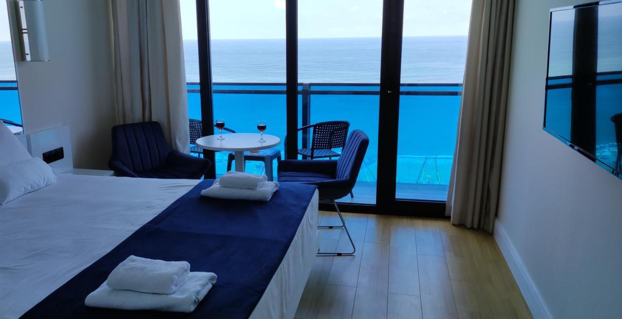 Апарт отель Only Front Sea View, No Side View, Wonderful Panorama, High Floor, Location Guarantee Батуми Экстерьер фото